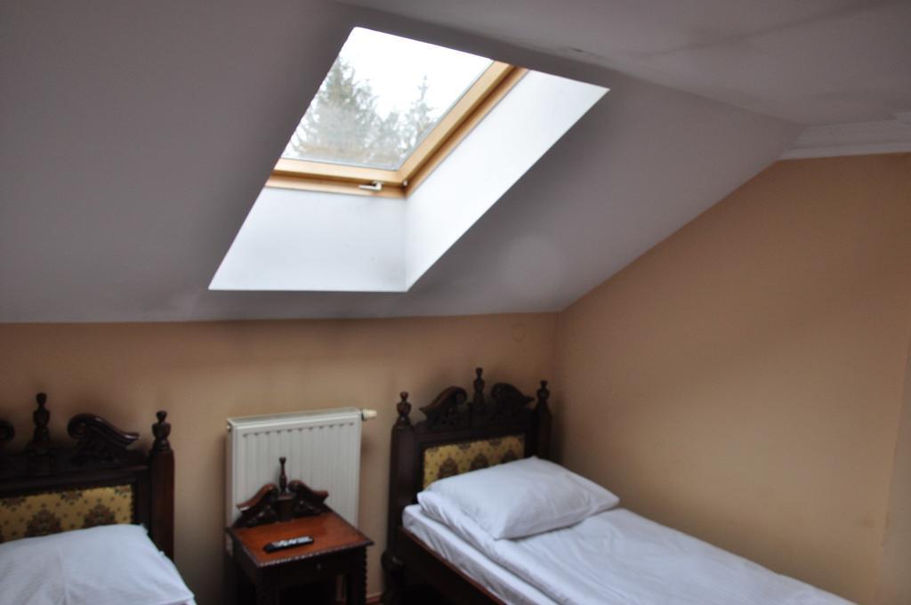 Ostoya Inn & Granary Jasionka Quarto foto