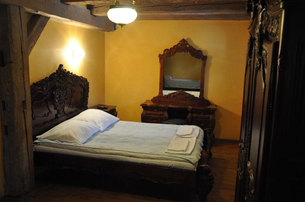 Ostoya Inn & Granary Jasionka Quarto foto